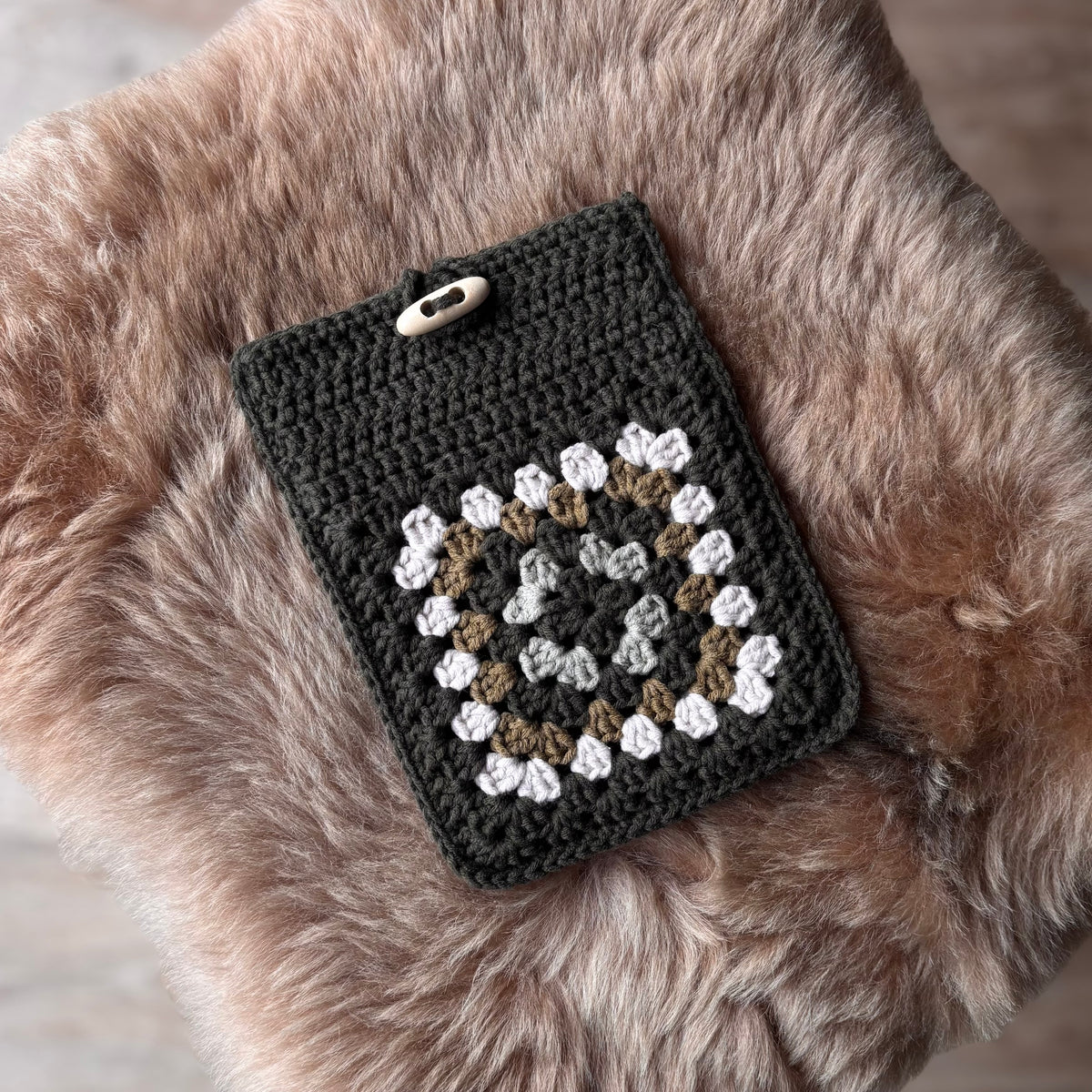 Gehaakte e-reader Hoes - Granny Square